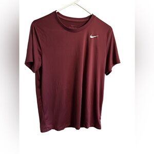 Nike dri fit short sleeve tee women’s size large pretty mauve color